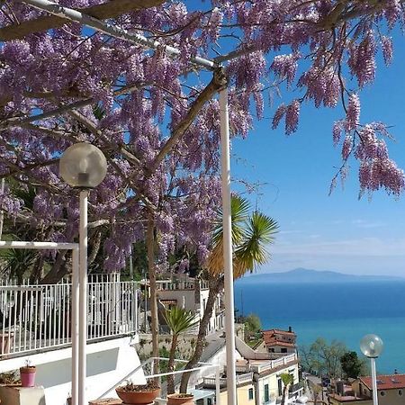 Le Terrazze Di Cristina Vietri Exterior foto