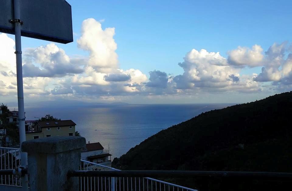 Le Terrazze Di Cristina Vietri Exterior foto