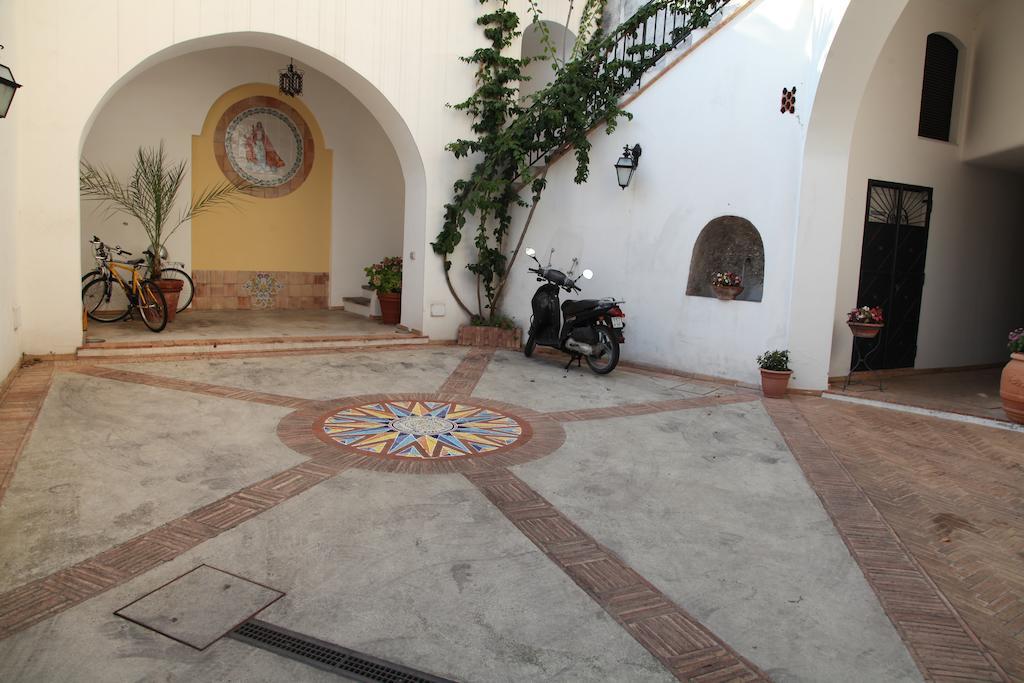 Le Terrazze Di Cristina Vietri Exterior foto