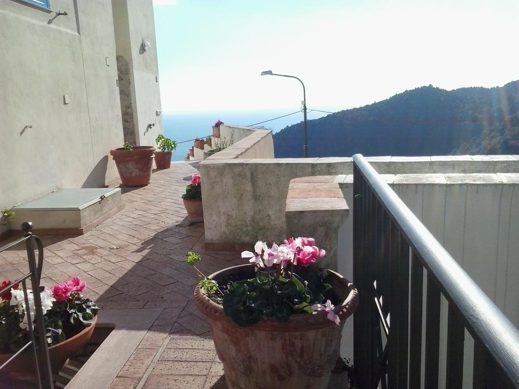 Le Terrazze Di Cristina Vietri Exterior foto