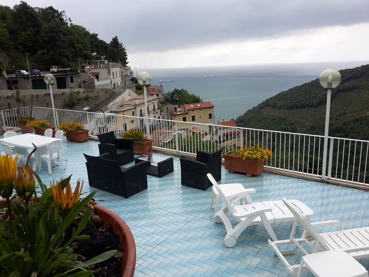 Le Terrazze Di Cristina Vietri Exterior foto