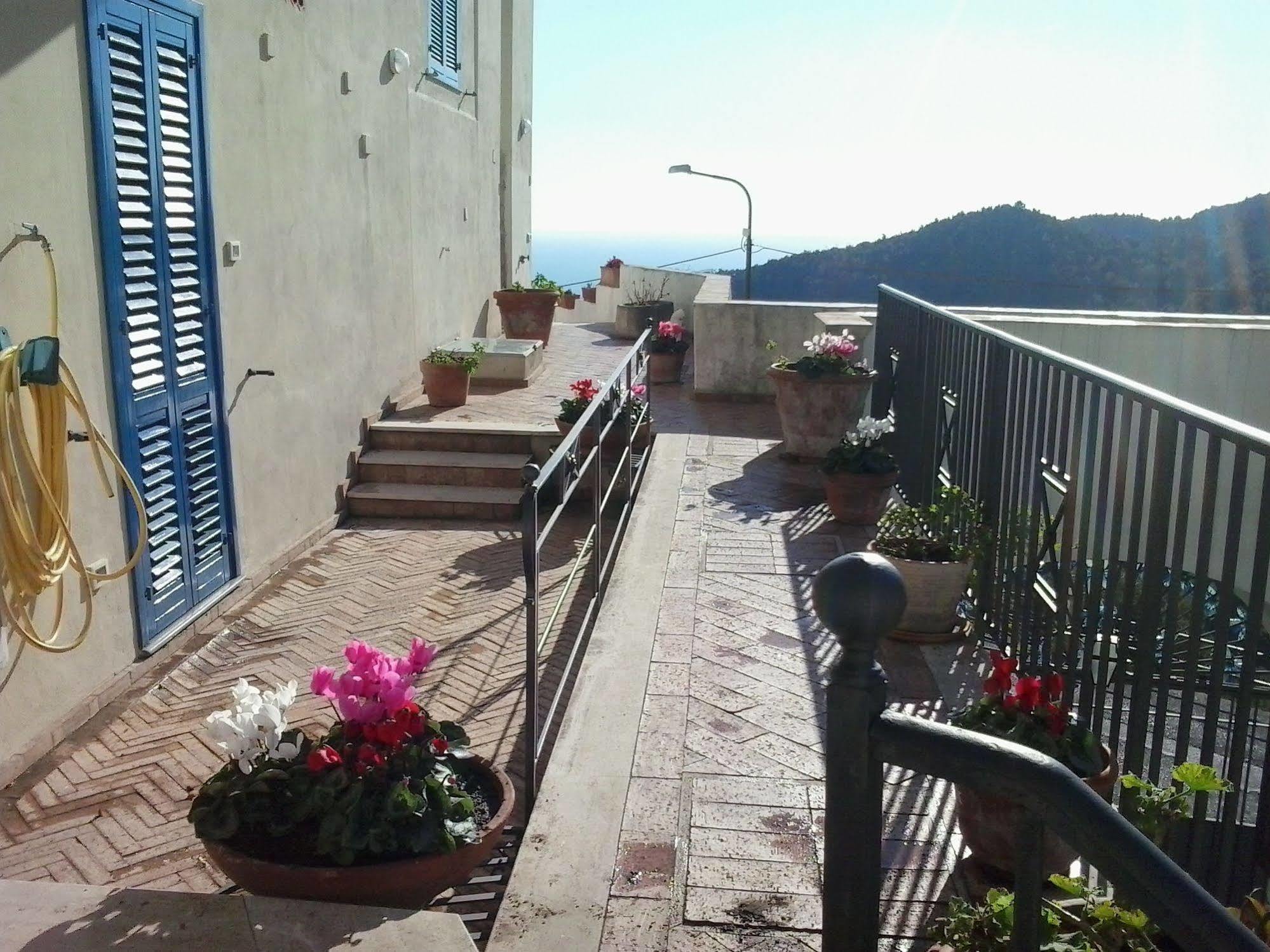 Le Terrazze Di Cristina Vietri Exterior foto